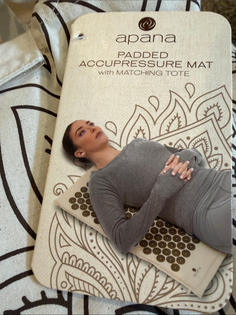 Apana Cream and Brown Padded Accupressure Mat with Matching Tote